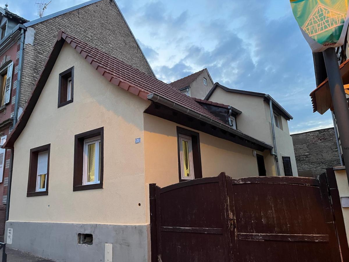 Maison Neuve Chaleureuse Pour 1 A 4 Personnes Schiltigheim Buitenkant foto